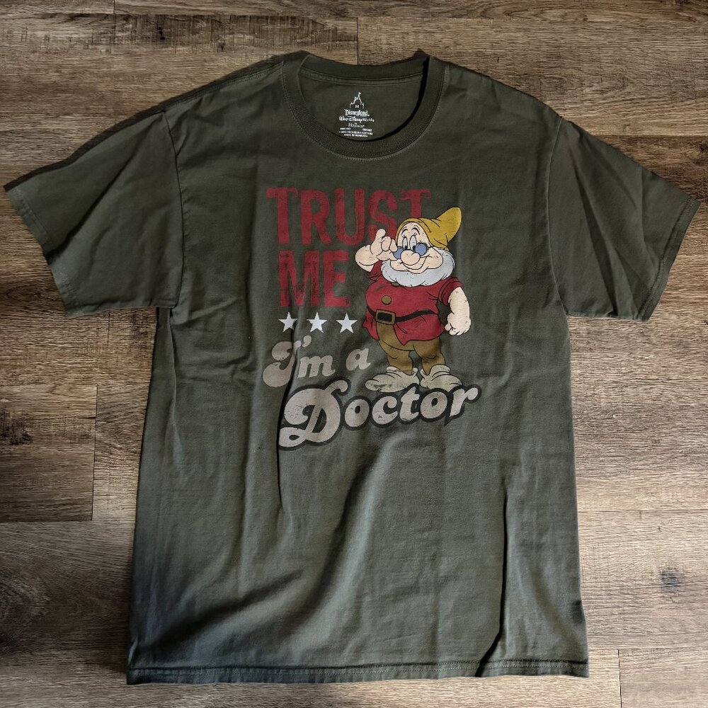 Disney, I'm A Doctor Tee - Short Sleeve Shirt Medium